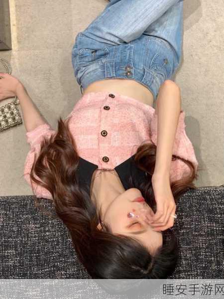 八岁女孩上衣穿的露腰的衣服:八岁女孩的露腰上衣💖