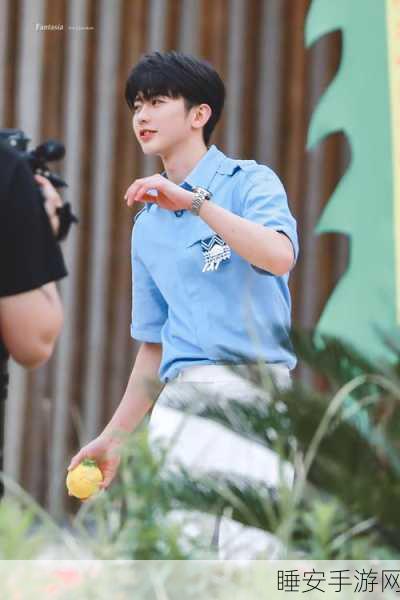 大坤坤碰桃子：大坤坤与桃子的邂逅＂ 🍑