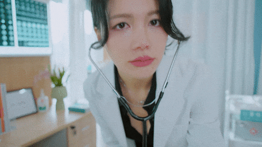 欧阳韵扮演者:欧阳韵的饰演者" 😊