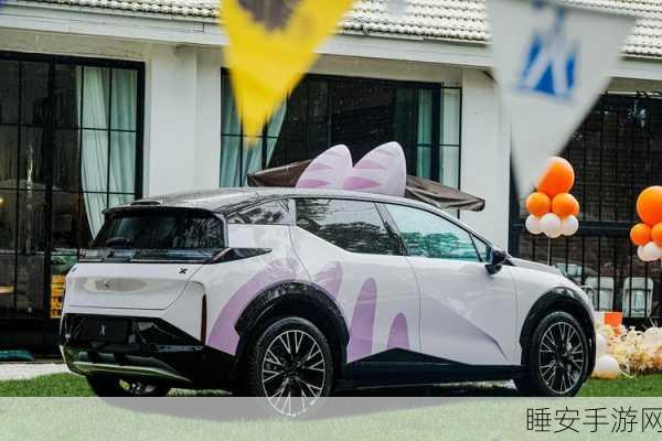手游跨界新风尚,2025年汽车圈巨头联手手游,哪款新车将成虚拟赛道新宠?
