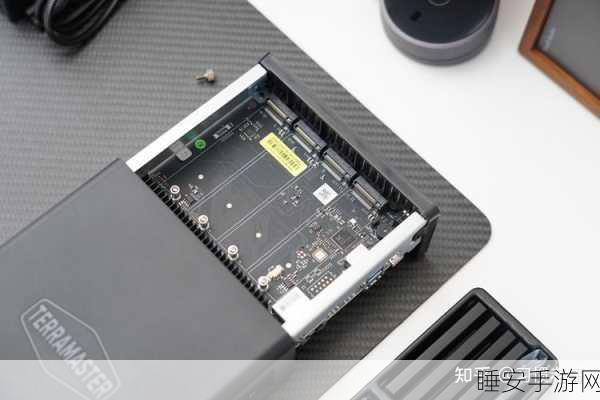 铁威马 F8 SSD Plus,NAS 领域的非凡精品